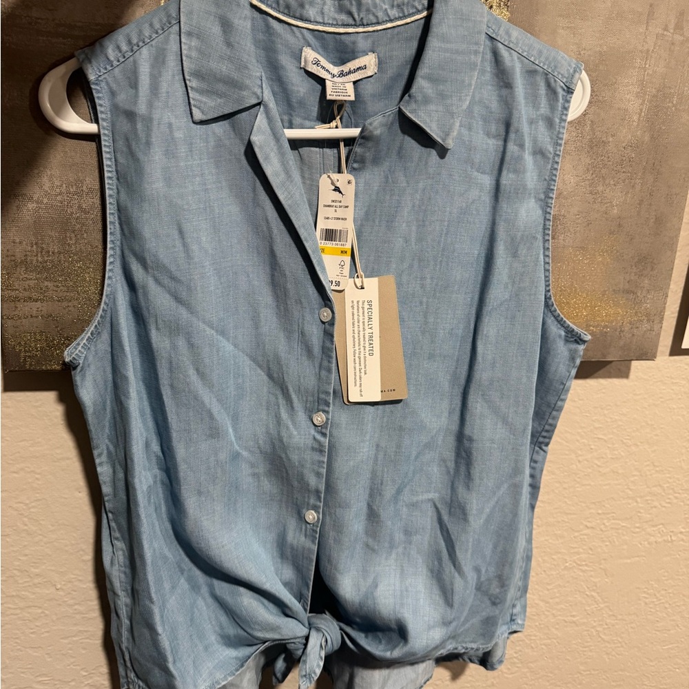 Tommy Bahama Light Blue Sleeveless Button-Down Shirt